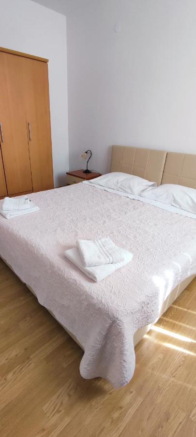 Apartments Burazer Sibenik Bagian luar foto