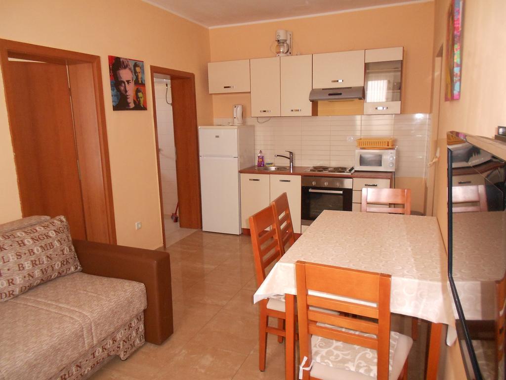 Apartments Burazer Sibenik Bagian luar foto