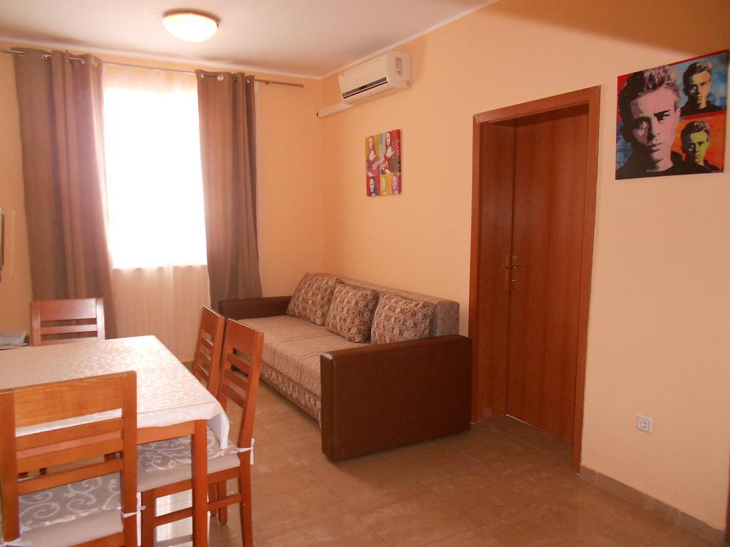 Apartments Burazer Sibenik Bagian luar foto
